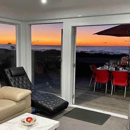 Ocean Front East End Beach House New Plymouth Bagian luar foto
