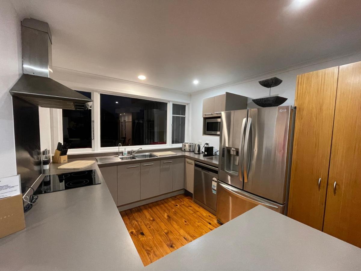 Ocean Front East End Beach House New Plymouth Bagian luar foto