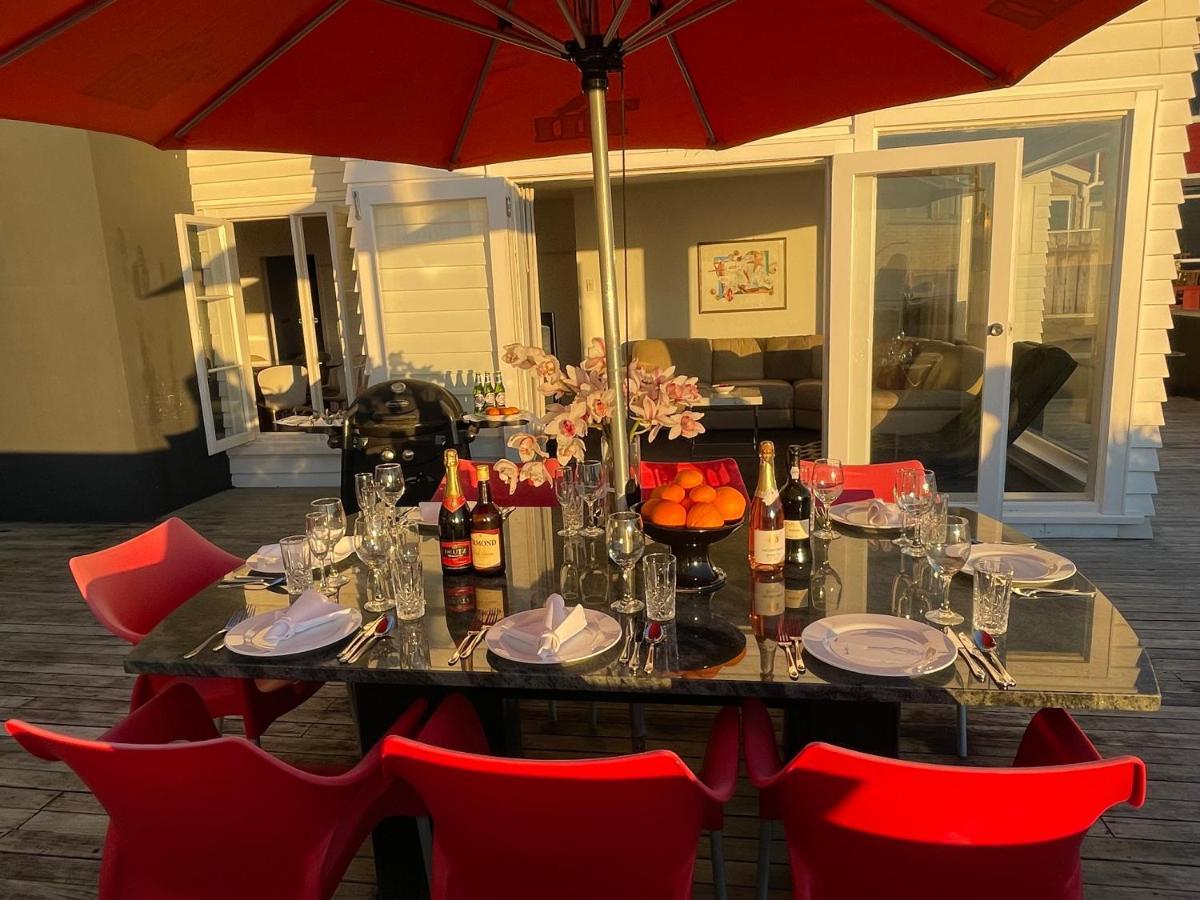Ocean Front East End Beach House New Plymouth Bagian luar foto