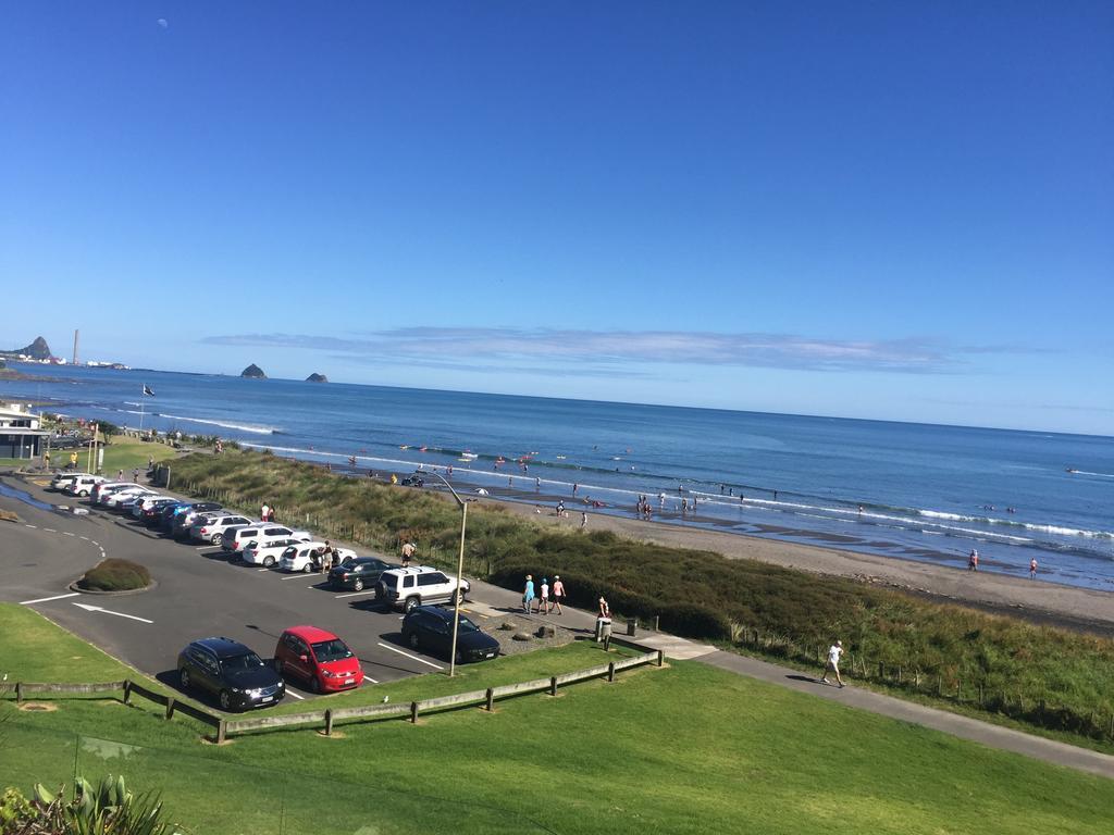 Ocean Front East End Beach House New Plymouth Bagian luar foto